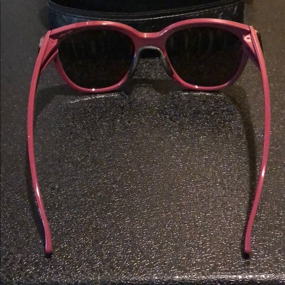 OAKLEY SUNGLASSES - Picture 3 of 7